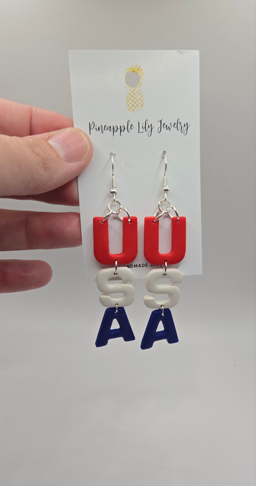 USA dangles