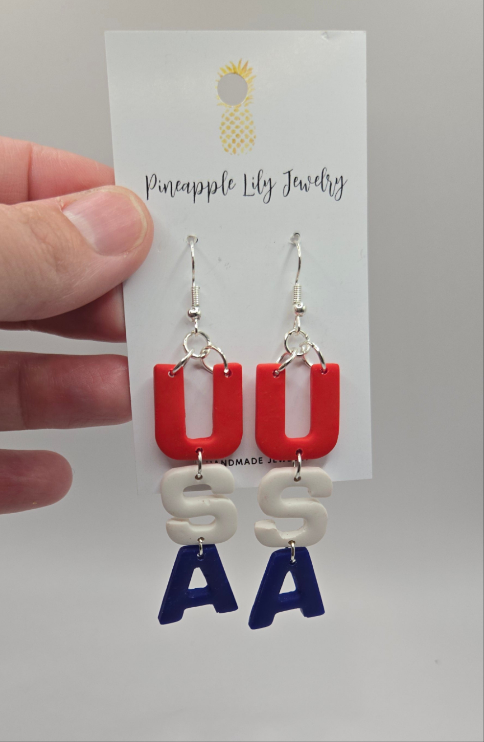 USA dangles