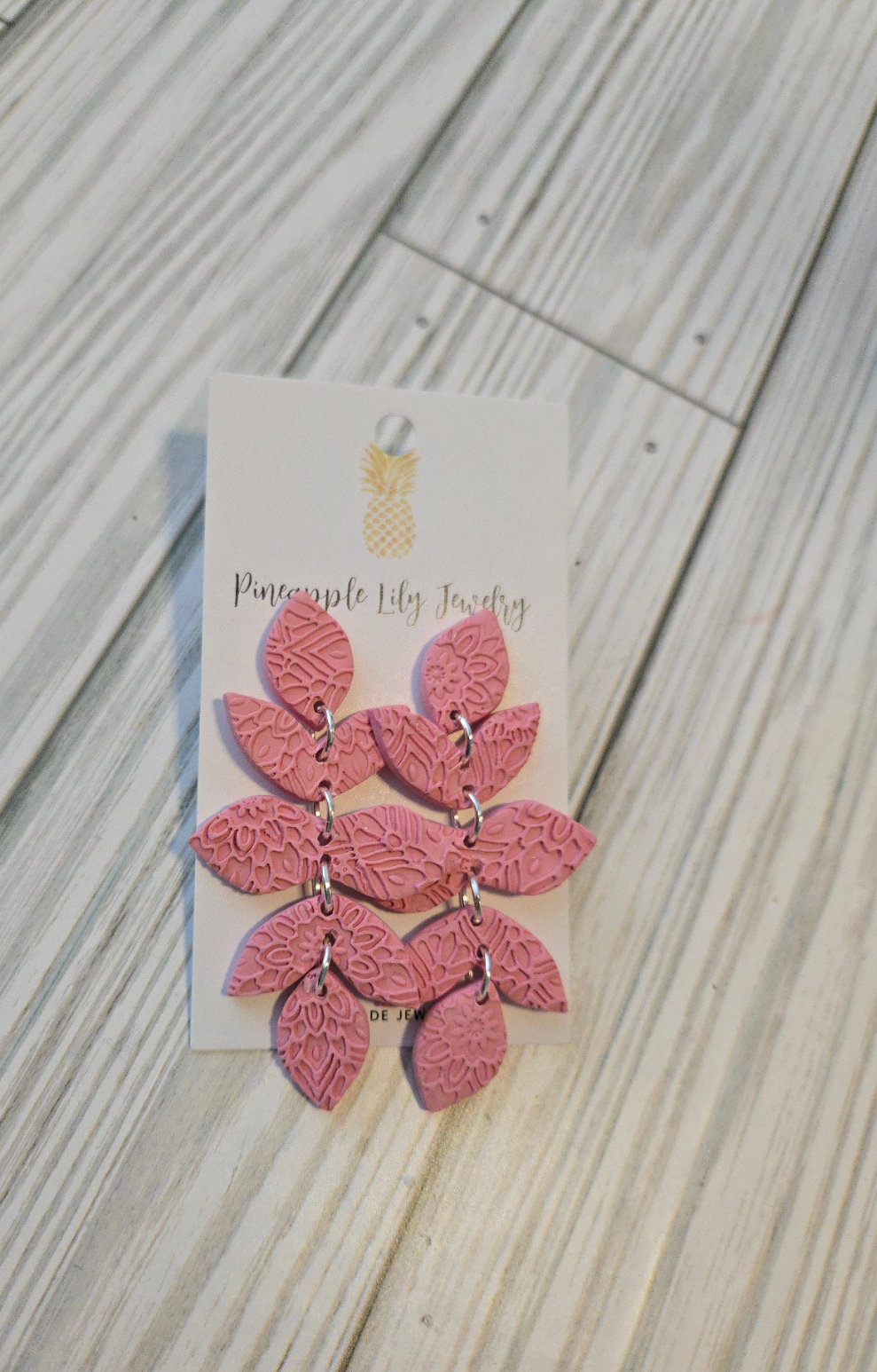 The "Serendipity" embossed leaf earrings