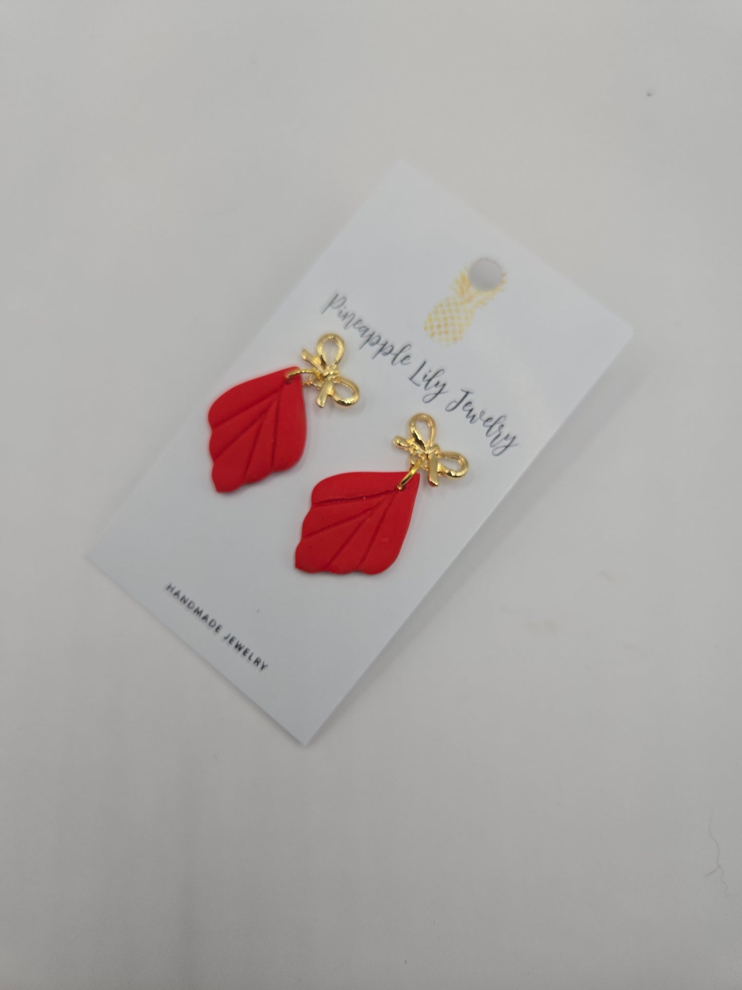The "Daphne" dangles