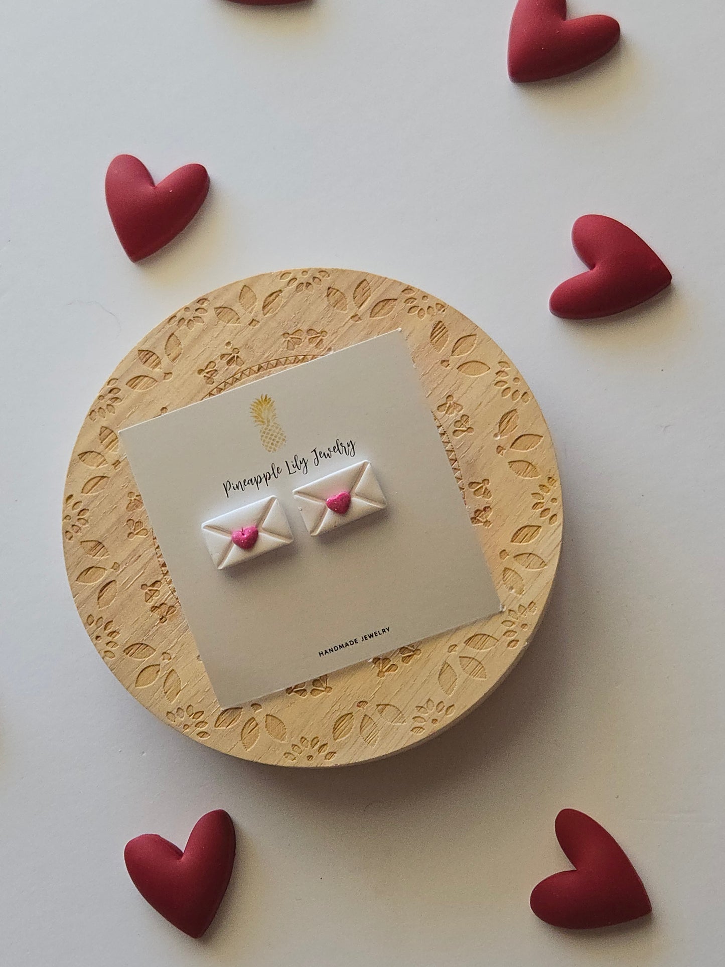 Love envelope studs/dark pink hearts💌