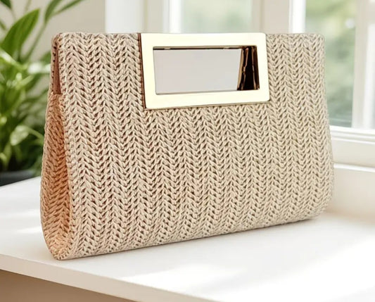 Clutch bag with removable chain strap