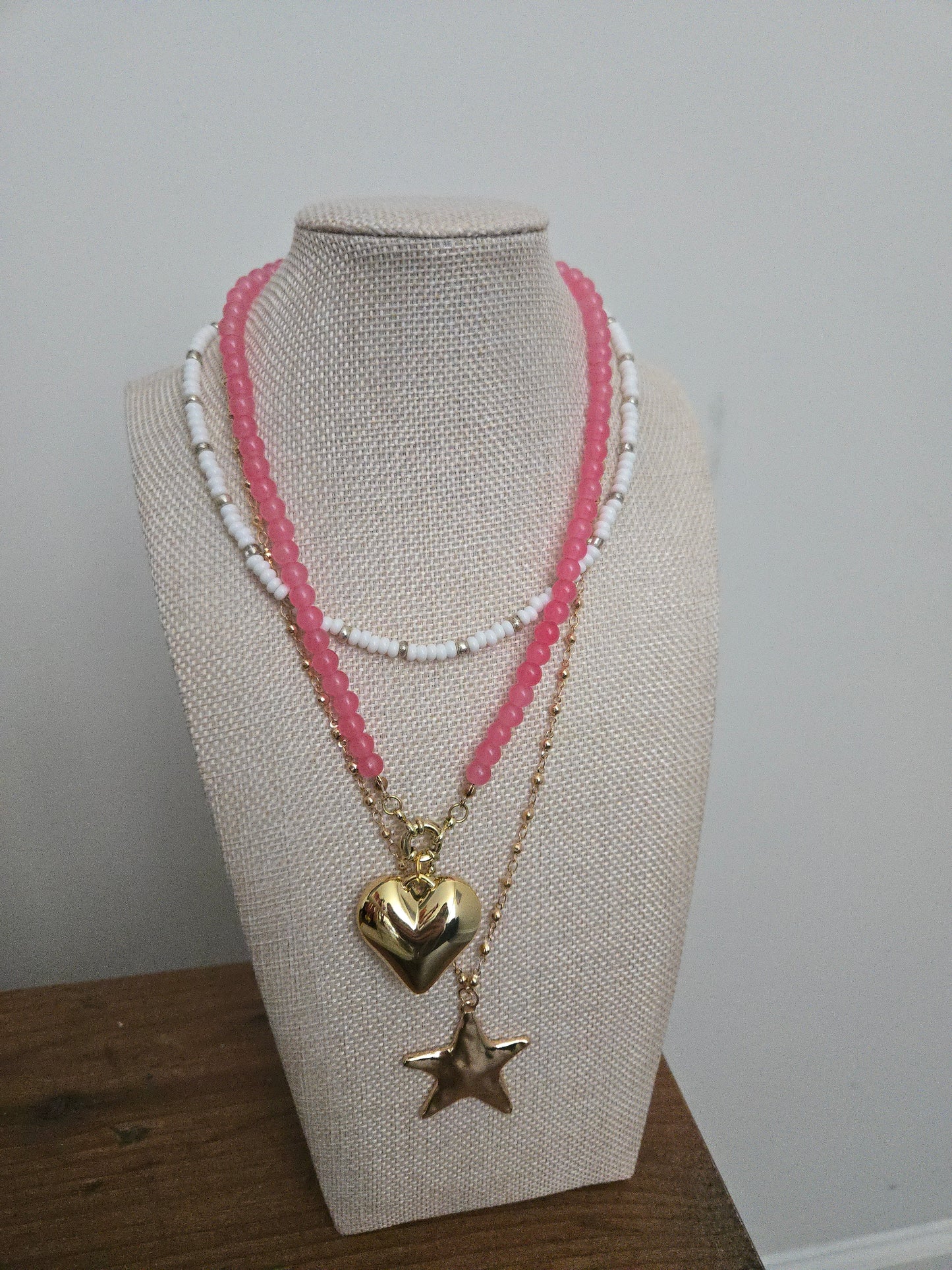 Beaded necklace with heart