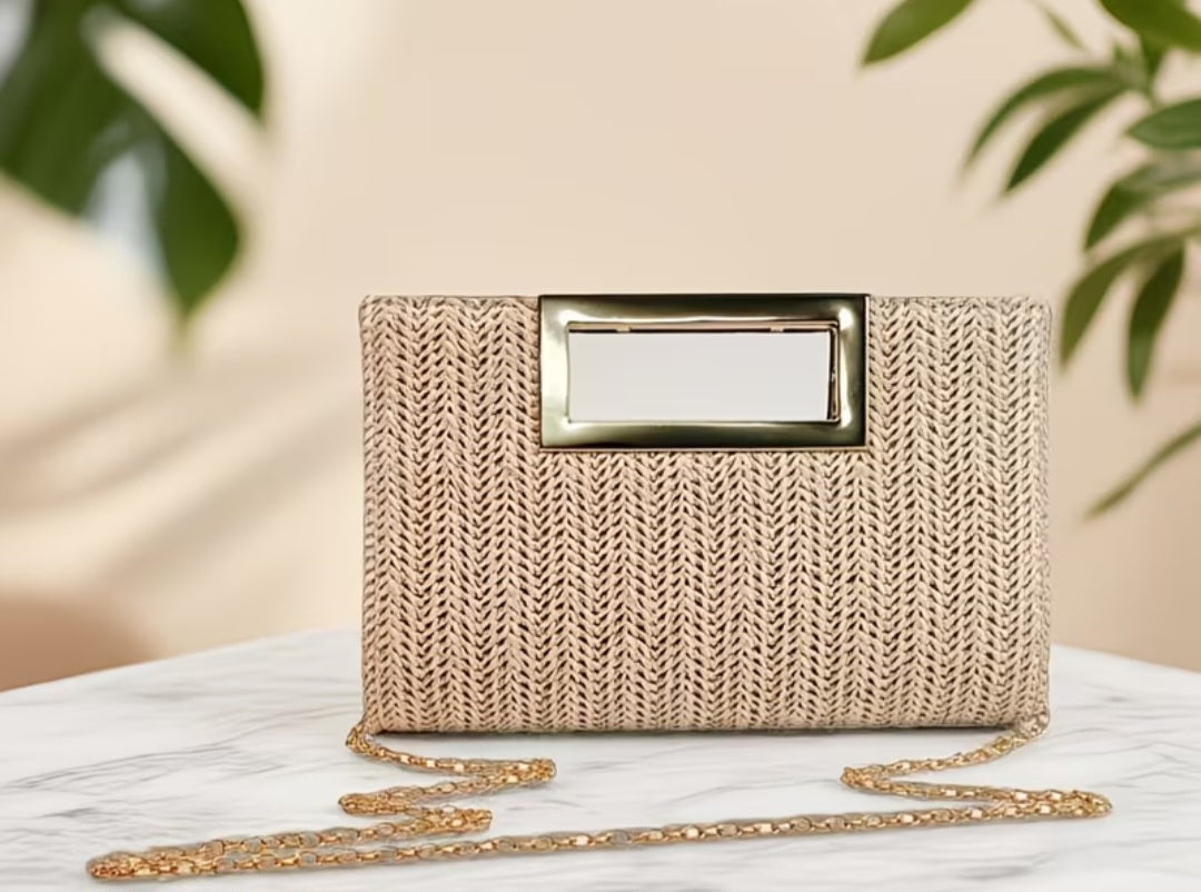 Clutch bag with removable chain strap