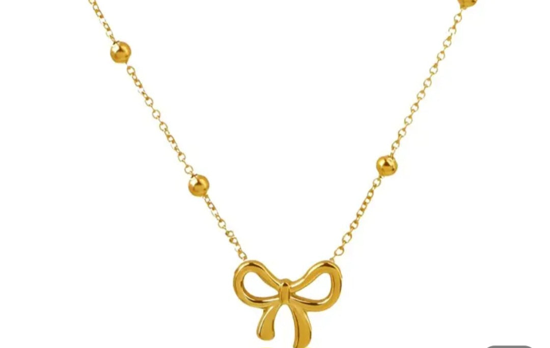 Bow necklaces