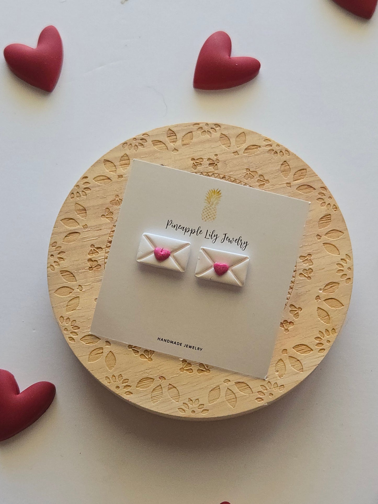 Love envelope studs/dark pink hearts💌